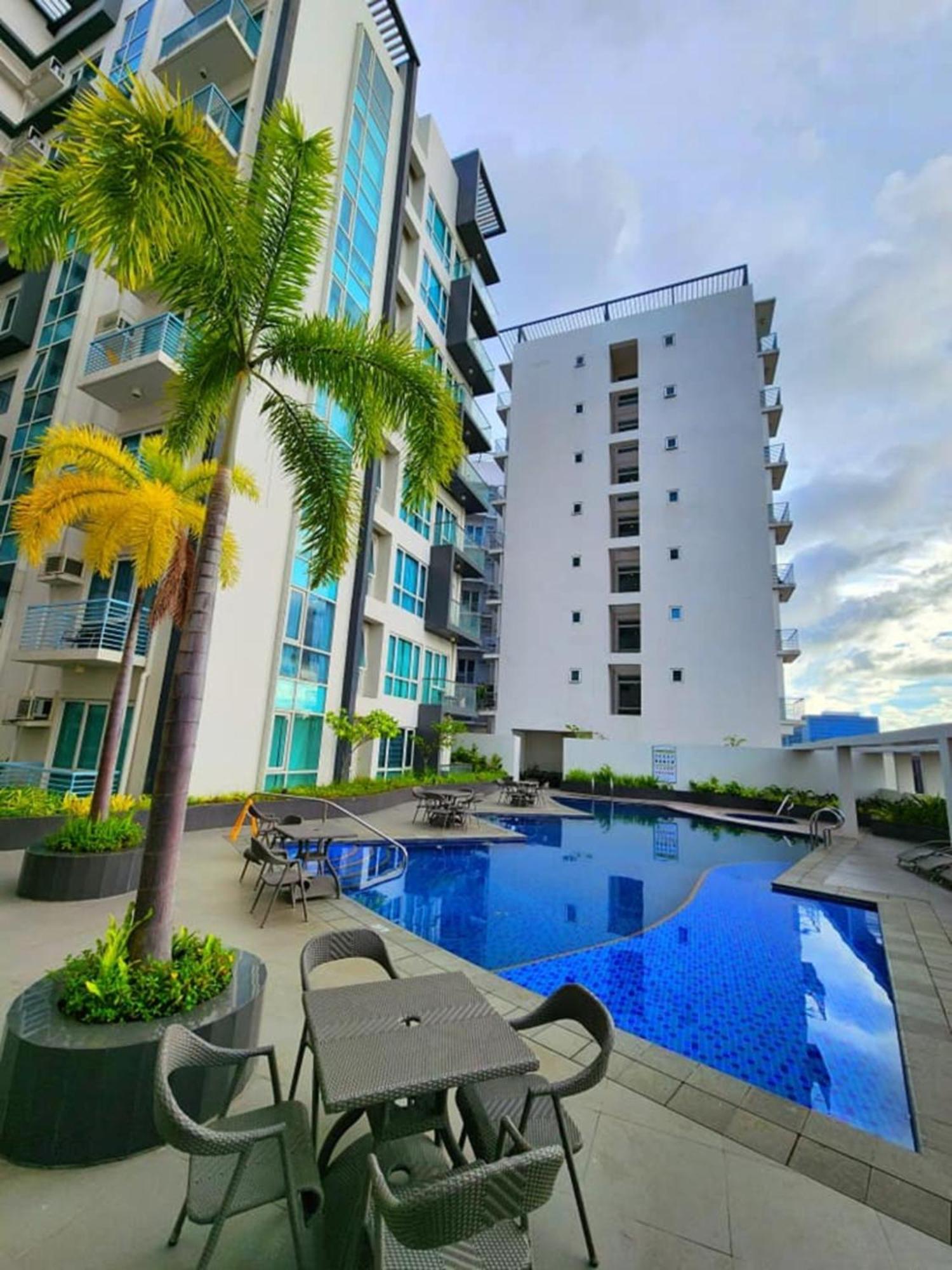 Megaworld Furnished Studio Near Mall/Marriott/Icc Iloilo City Exterior photo